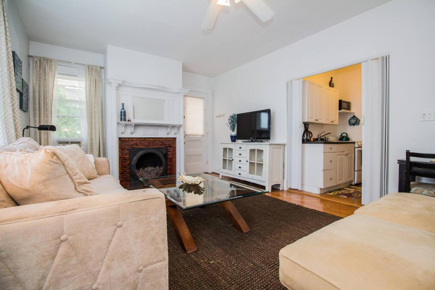 Boston Condominium, First Floor Easy Access To Mb Екстериор снимка